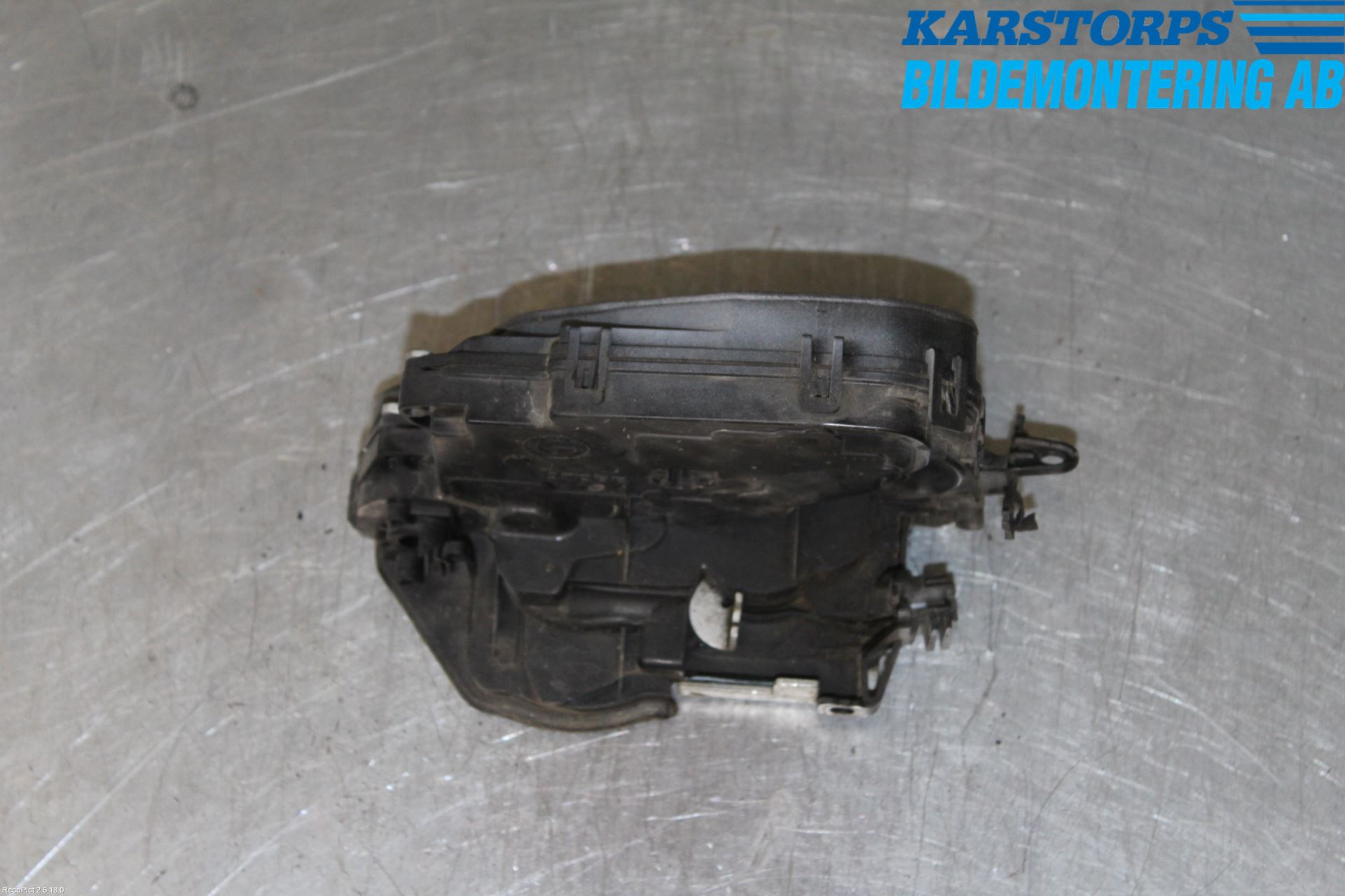 BMW 3 E90/91 SED/TOU 05-12 Dørlås - Låsekasse