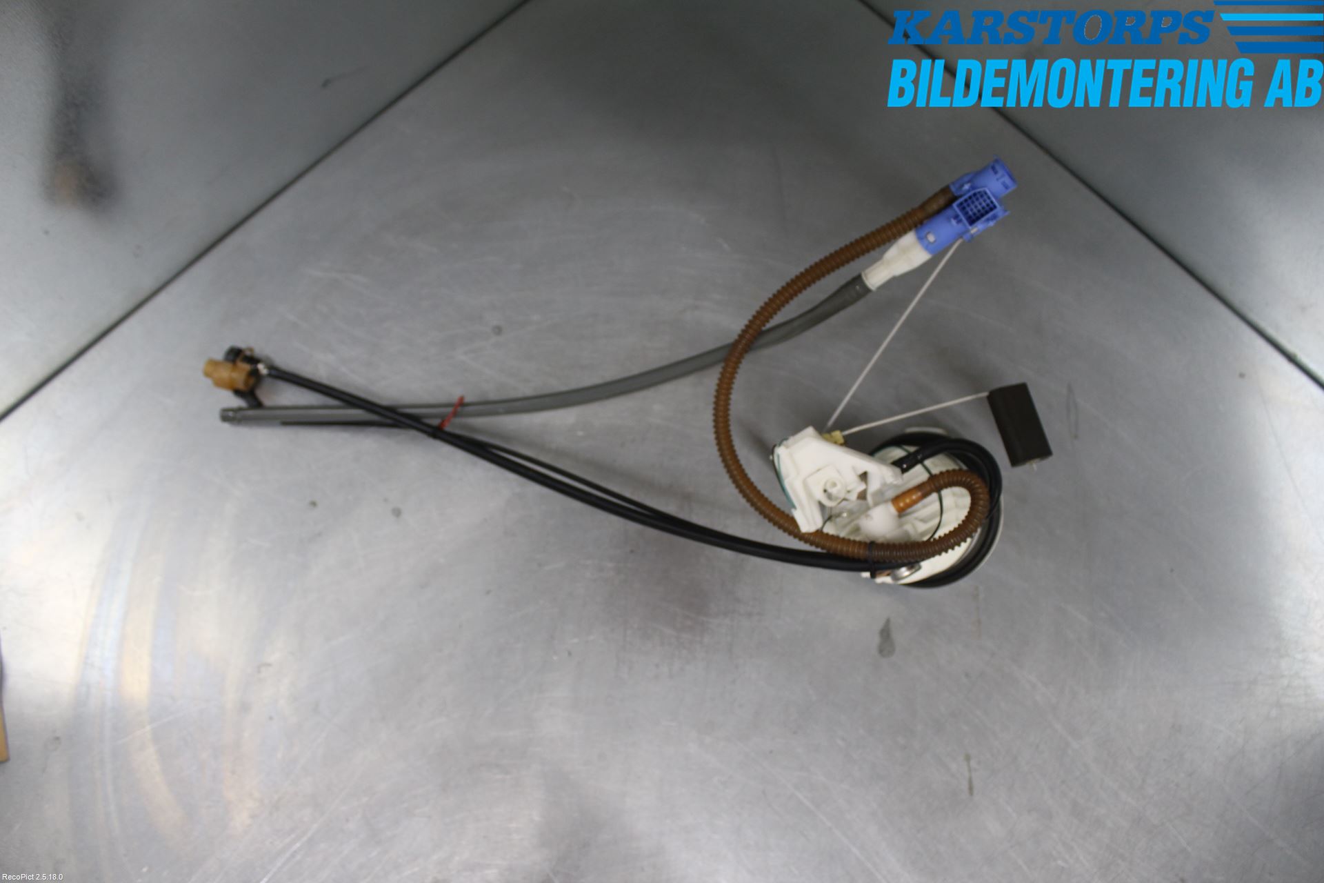 Mini COUPE R50/53 01-06 Giver Drivstofftank