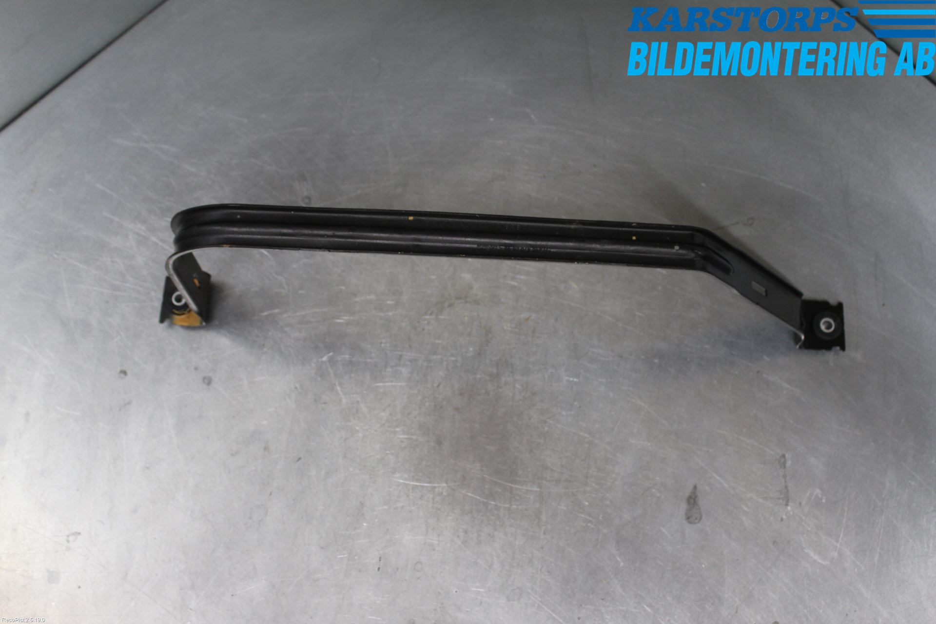 Mercedes-Benz MB CLA-KLASS (C117/X117) 13-19 Drivstofftank Bånd-Feste
