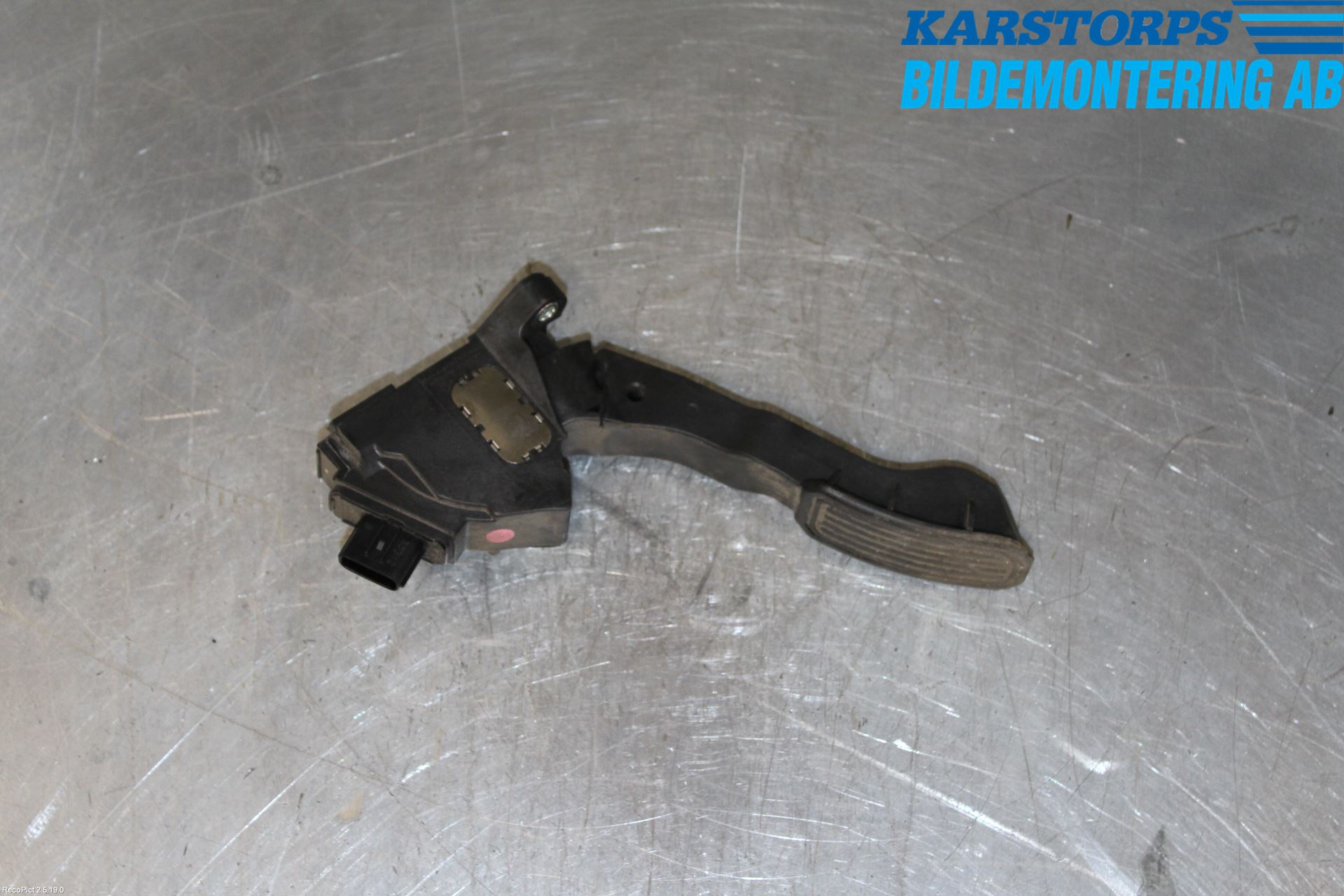 Toyota AVENSIS 09-15 Gasspedal