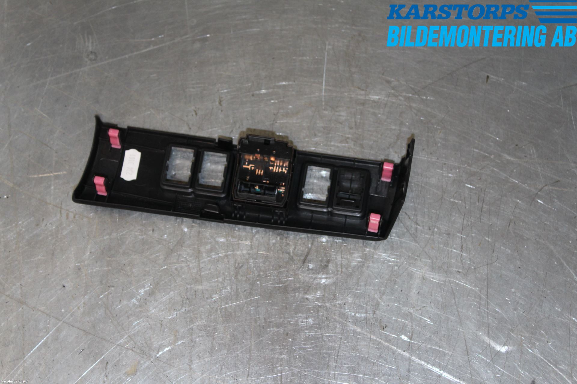 Toyota AVENSIS 09-15 Bryter Speil
