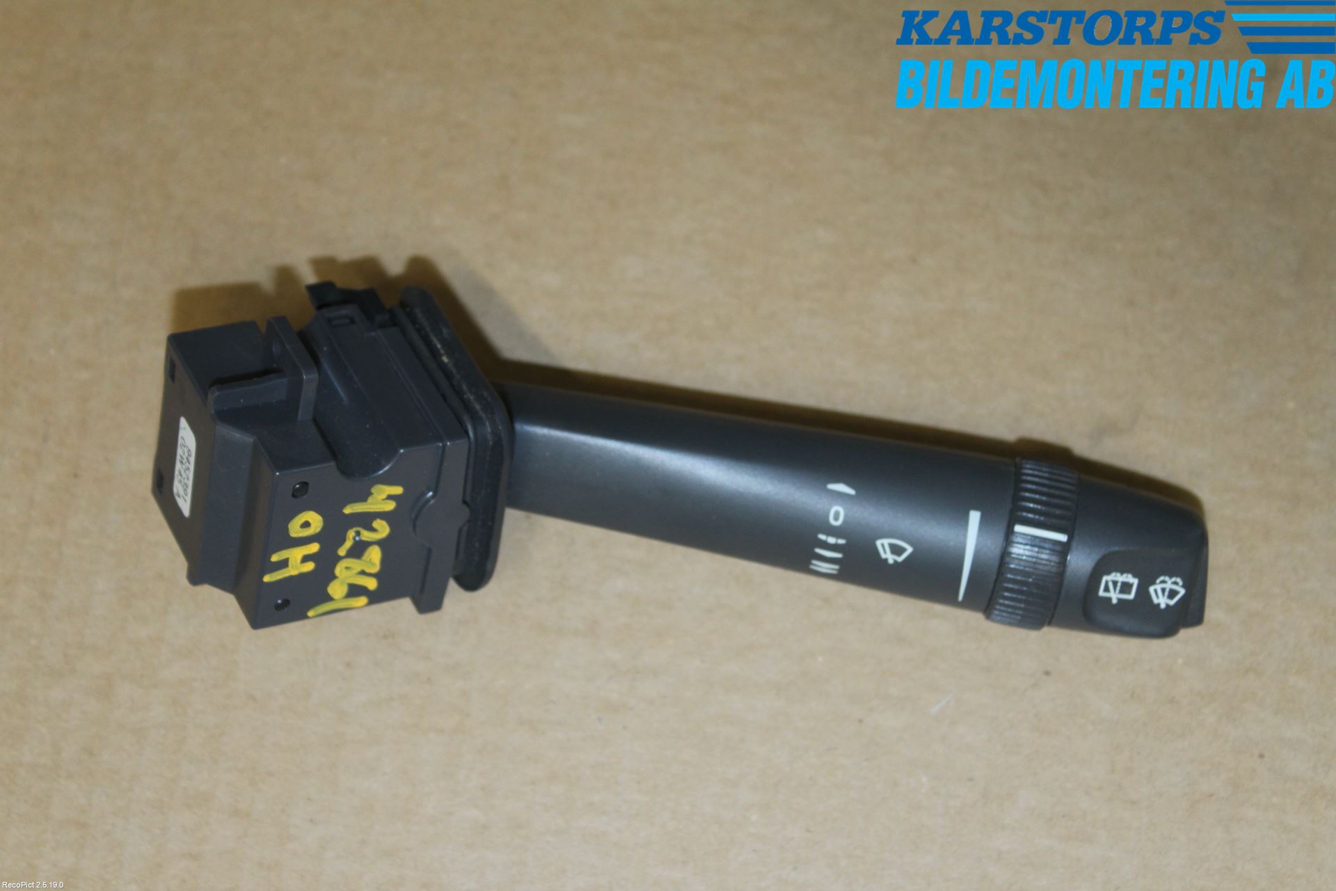 Volvo XC70 01-04 Bryter Ratt Visker - Spyler