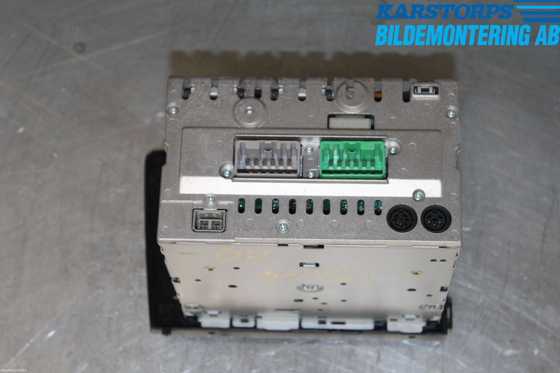 Volvo XC70 01-04 Stereo Radio Med Cd