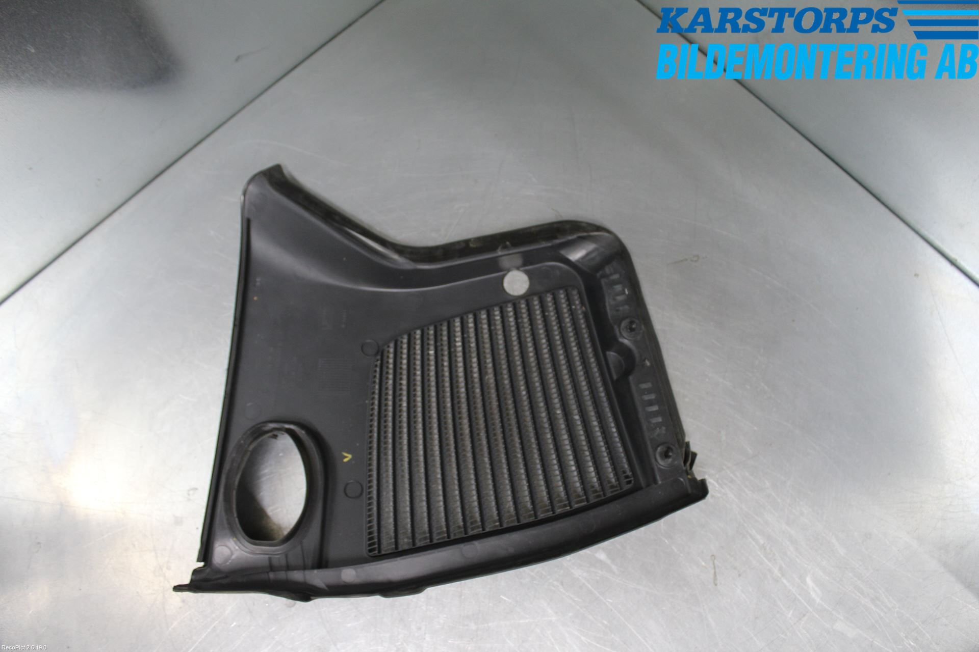Mercedes-Benz MB GLC-KLASS (X253/C253) 15-22 Visker Deksel-Grill-Under Frr