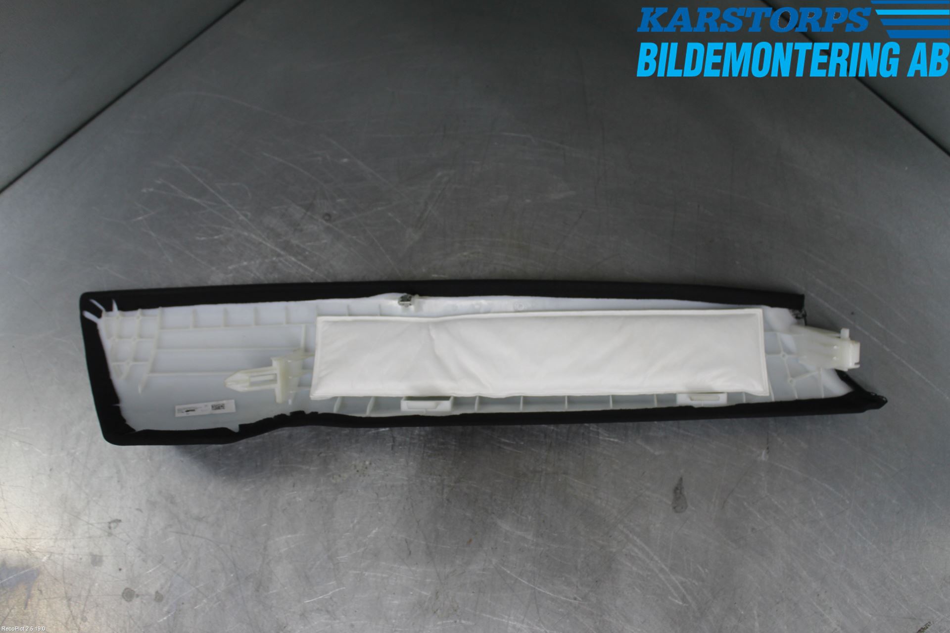 Volvo XC60 18- Innr Sidetrekk-Deksel