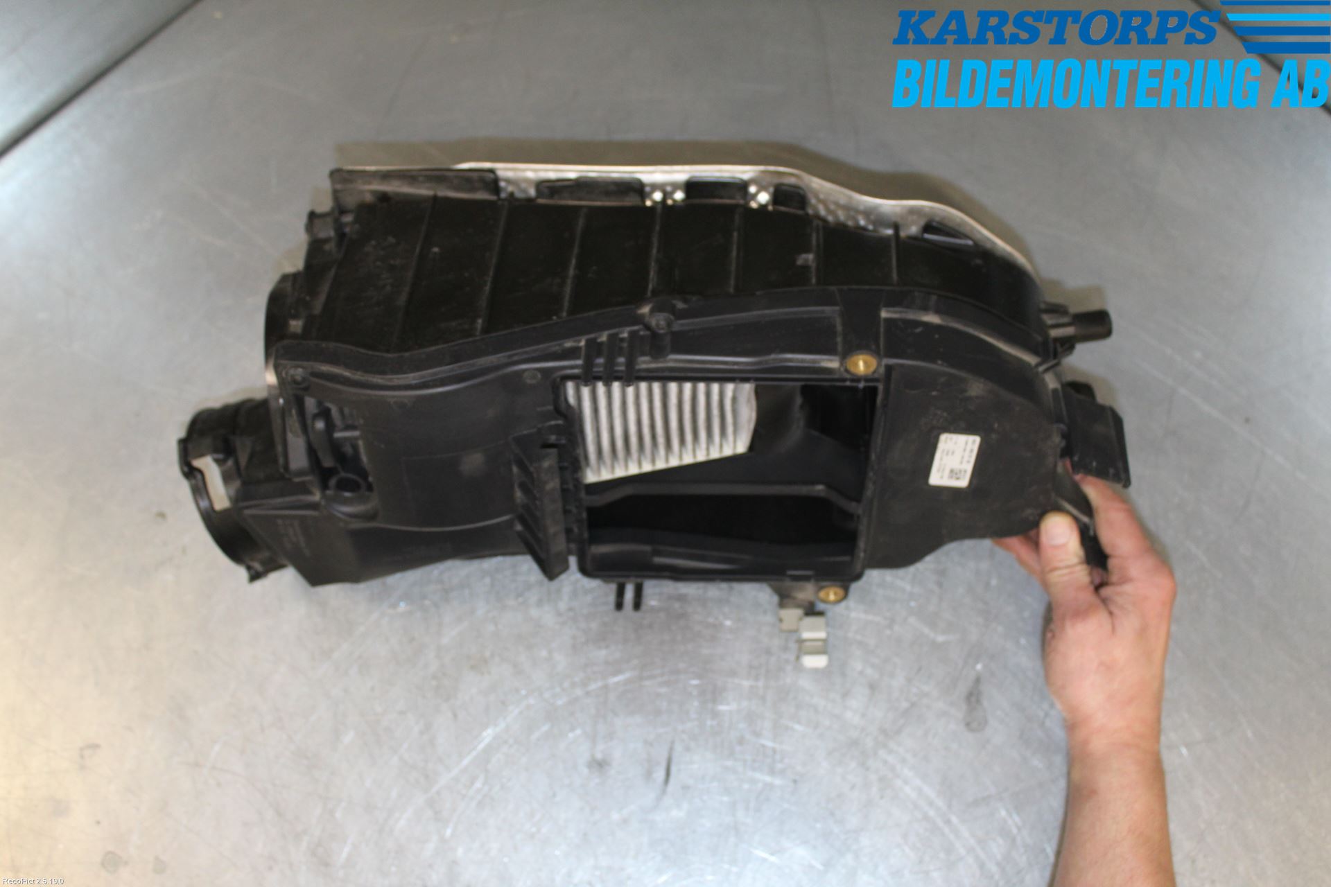 Mercedes-Benz MB GLC-KLASS (X253/C253) 15-22 Luftfilter Boks