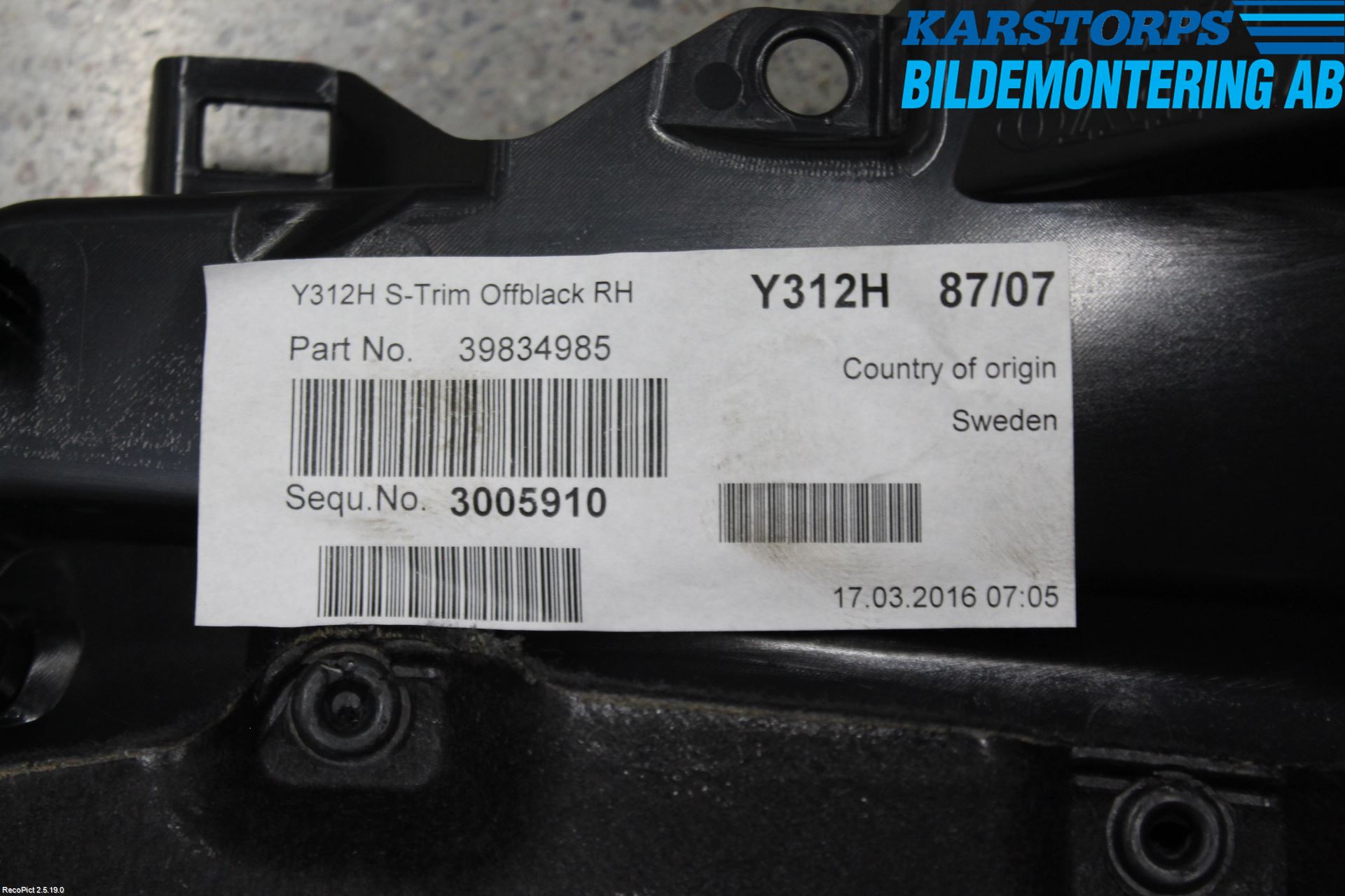 Volvo V60 14-18 Innr Bagasjeromkledsel