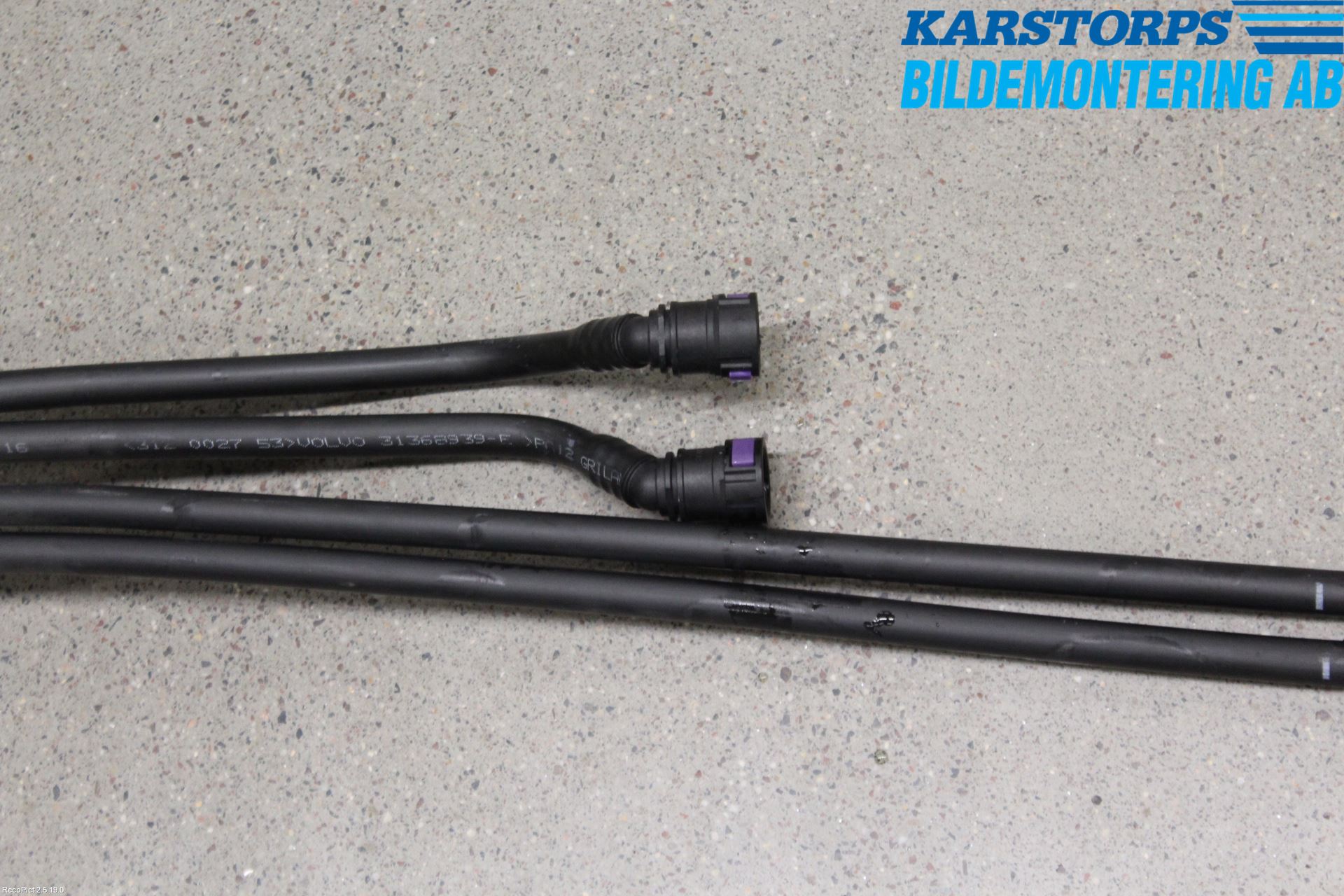 Volvo V60 14-18 Radiator Slange