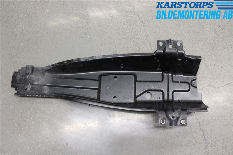 Volvo V60 14-18 Bunnplate U Motor-Gear-Dørk