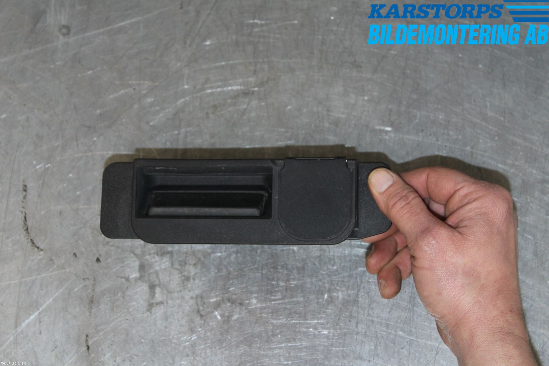 Mercedes-Benz MB CLA-KLASS (C117/X117) 13-19 Bakluke Handtak Ytre