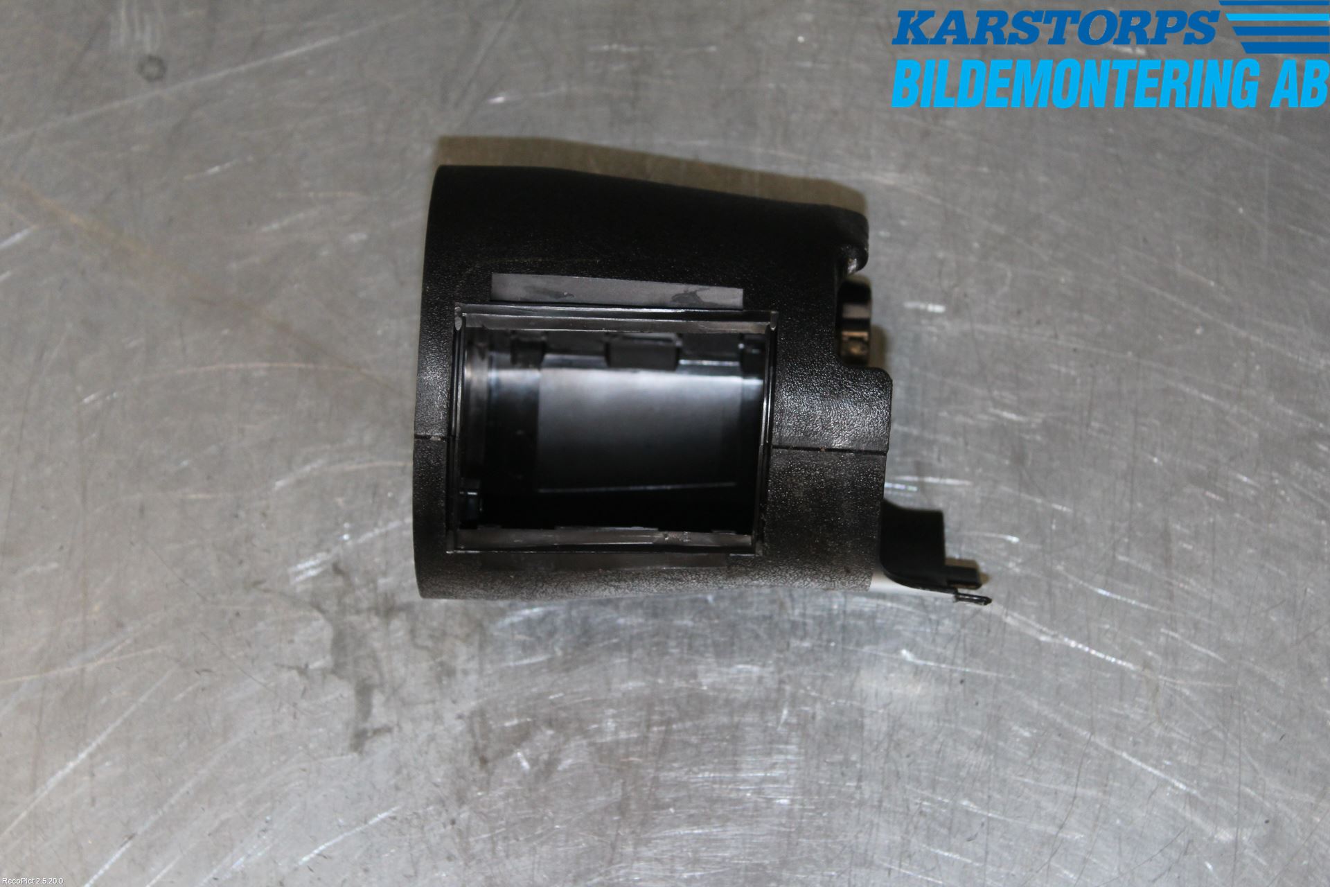 Mercedes-Benz MB 200-300  (W123) 76-86 Rattdeksel - Deksler