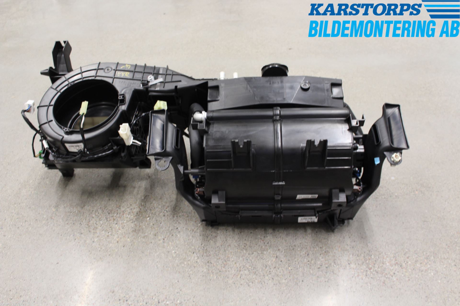 Jaguar F-TYPE Varmeapparat Register Komplett