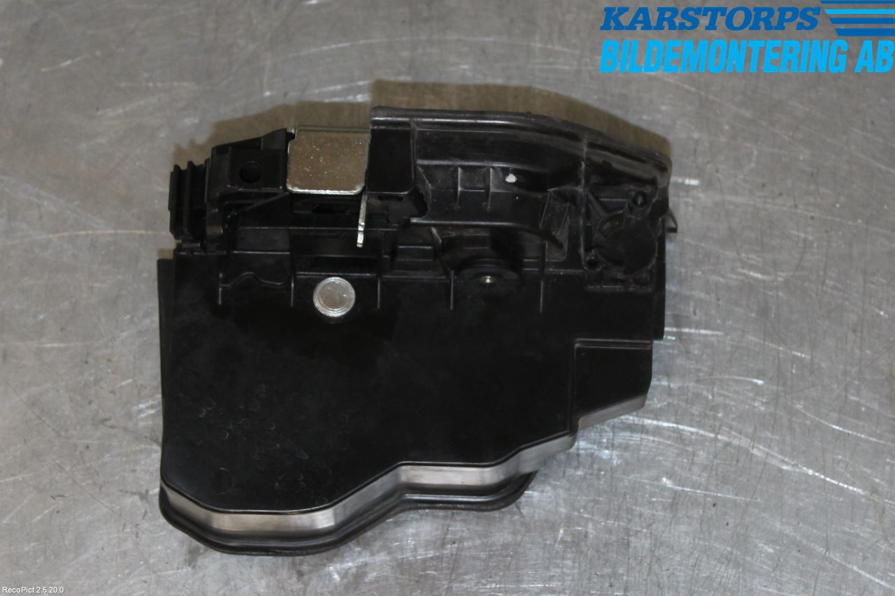 BMW 5 F10/F11/F18 09-17 Dørlås - Låsekasse