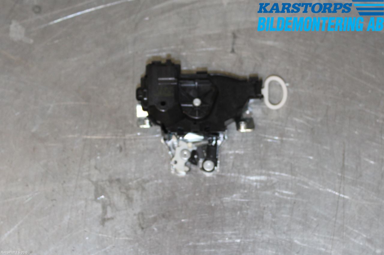 Mercedes-Benz MB CLA-KLASS (C117/X117) 13-19 Bakluke-Lokk Låsekasse