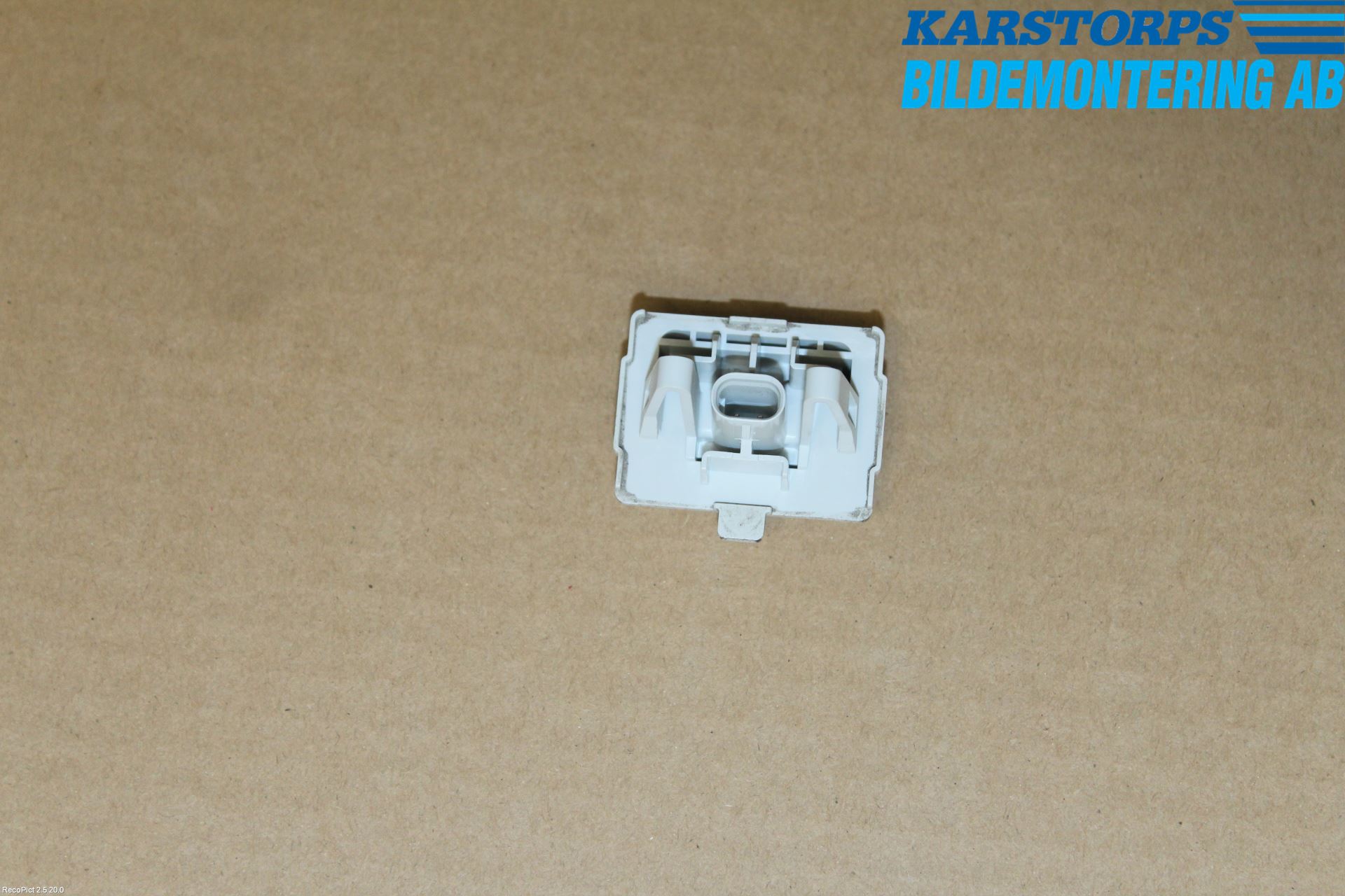Mercedes-Benz MB E-KLASS (W213) 16-23 Skilt Belysning