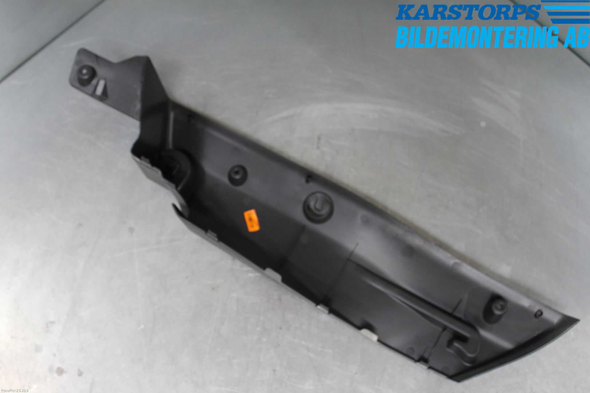Renault CLIO IV 16-19 Innr Sidetrekk-Deksel