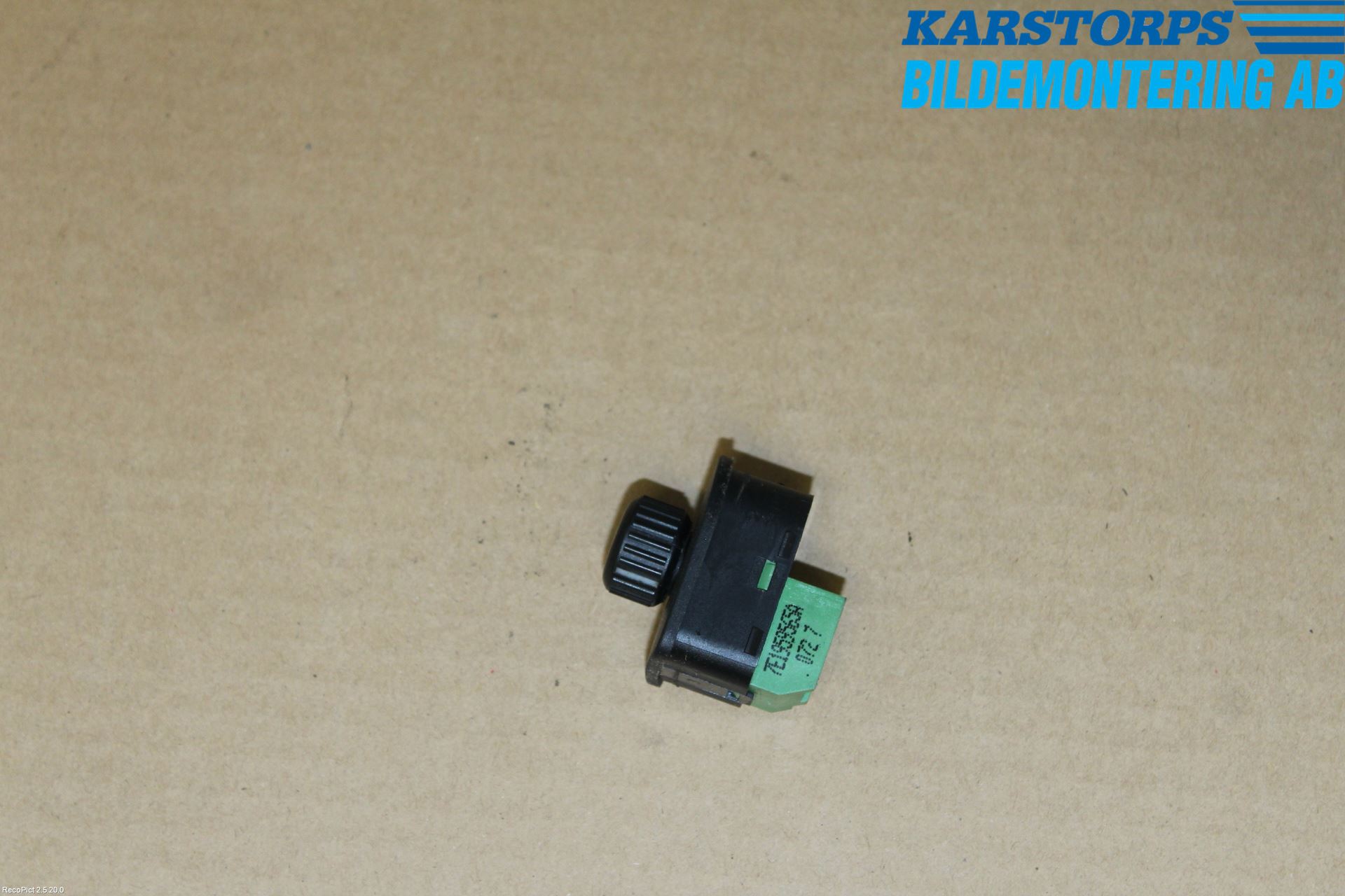 Volkswagen VW TRANSP/CARAVELLE (T5) 04-15 Bryter Speil