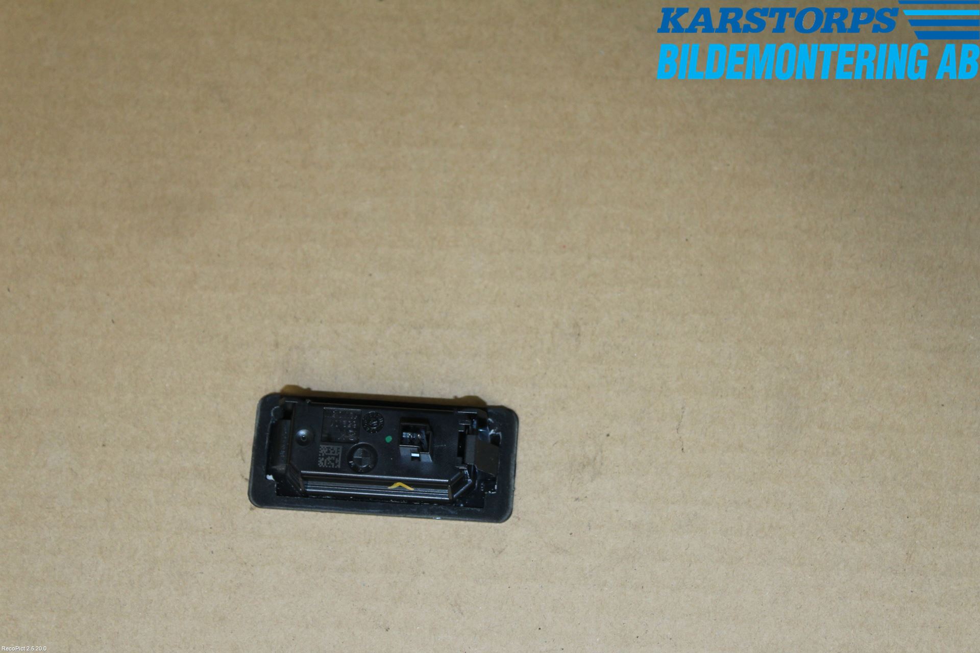 BMW 3 F30/F31/F80 12-19 Skilt Belysning