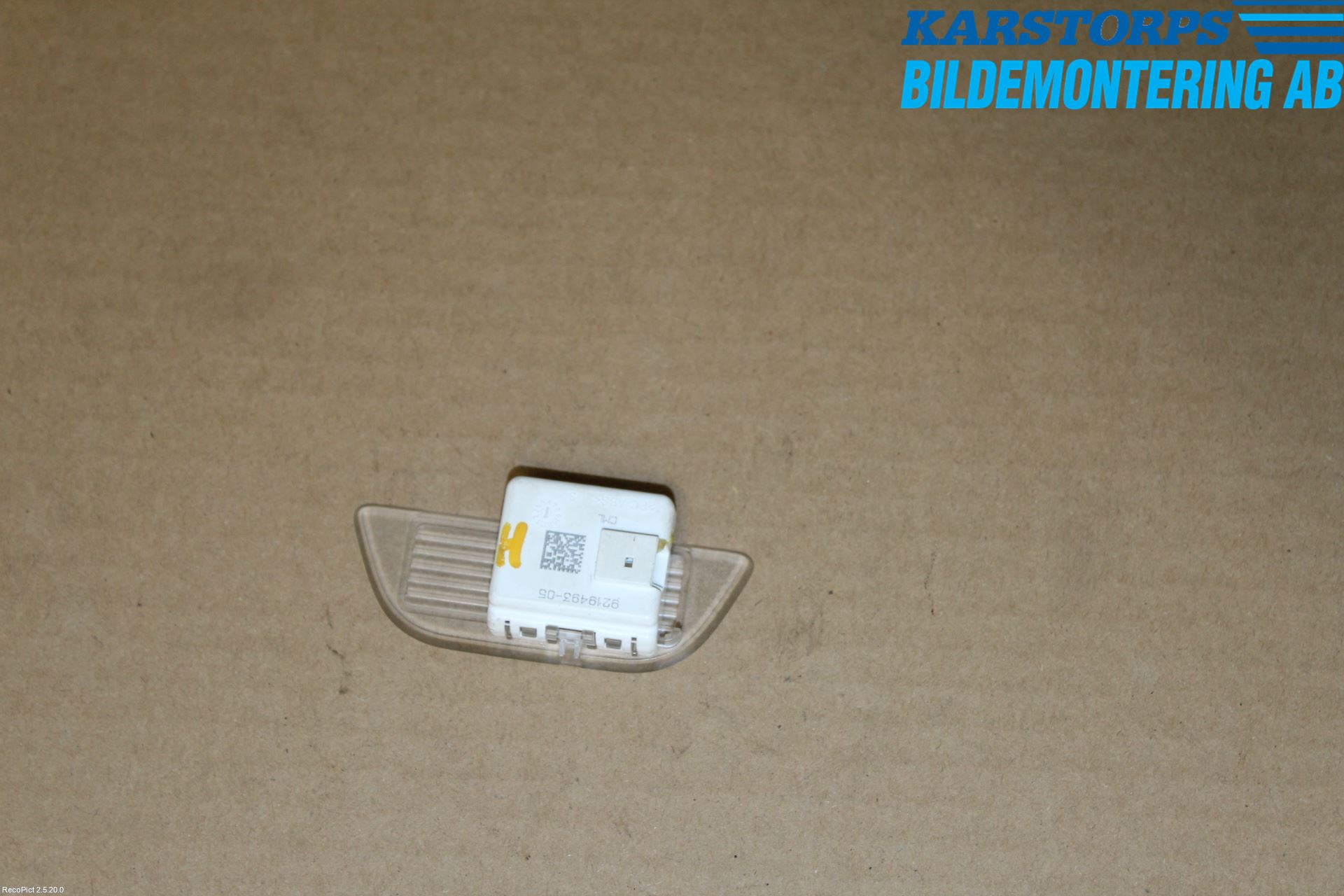 BMW 3 F30/F31/F80 12-19 Innr Dørlys