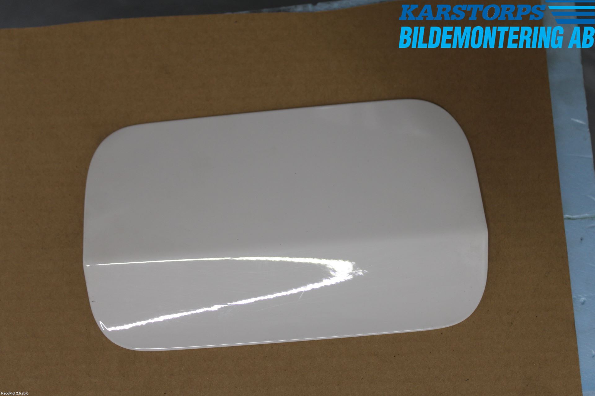 BMW 3 F30/F31/F80 12-19 Drivstoff Tankluke