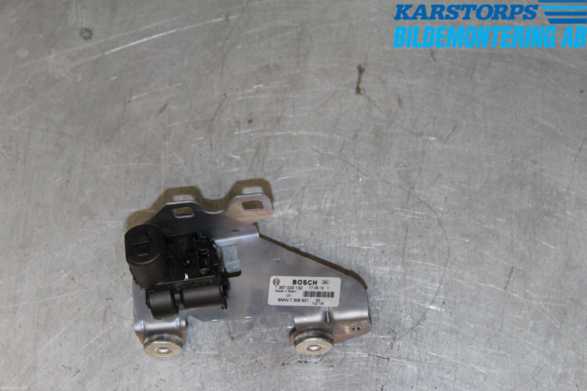 BMW 3 F30/F31/F80 12-19 Bakluke-Lokk Låsekasse