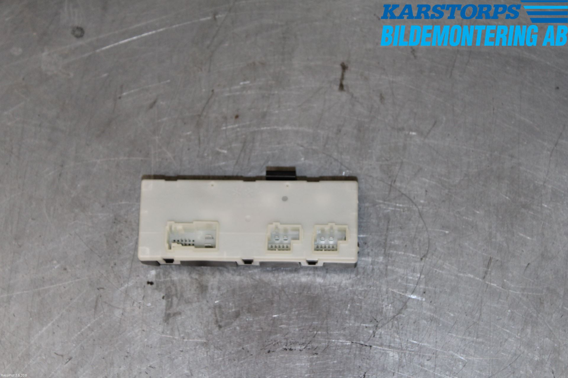 BMW 3 F30/F31/F80 12-19 Styreenhet Bakluke