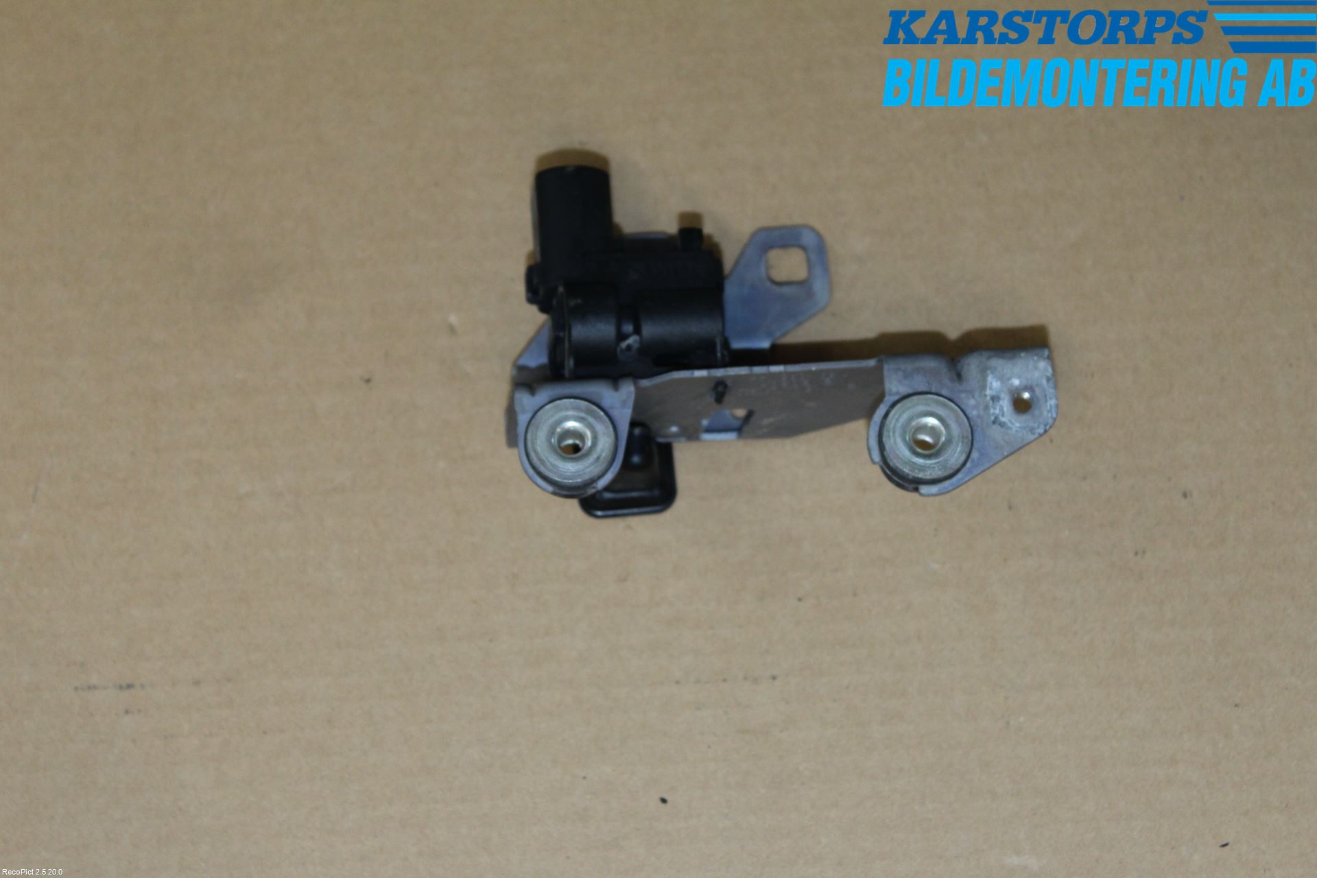 BMW 5 F10/F11/F18 09-17 Bakluke-Lokk Låsekasse