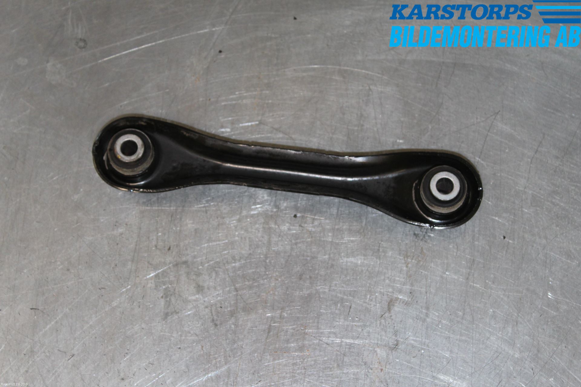Volvo V40 12-19 Bakaksel Momentstag