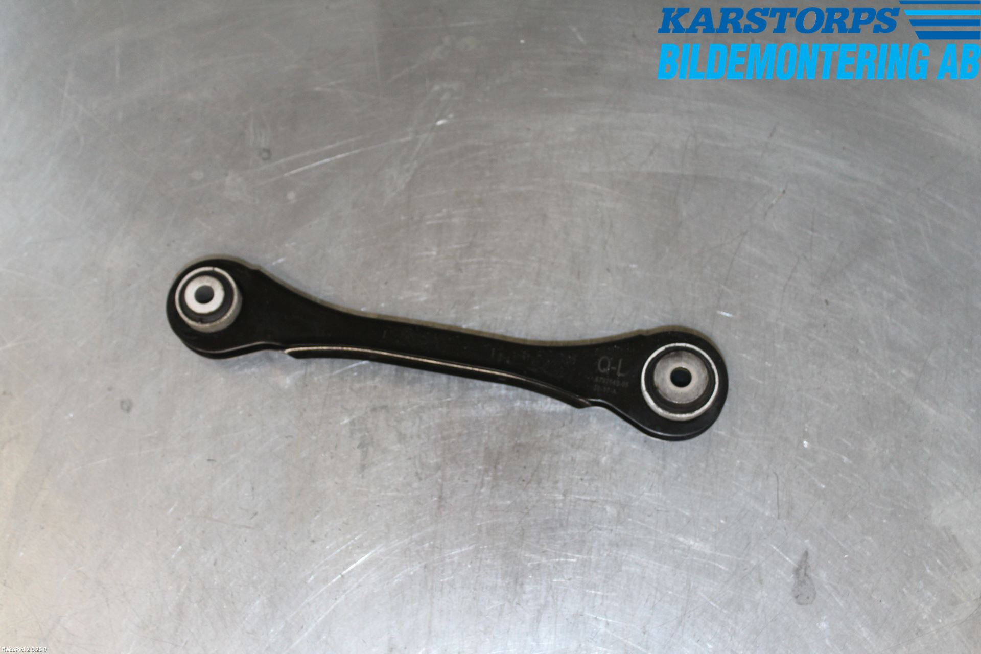 BMW 3 F30/F31/F80 12-19 Bærearm Bak Venstre Øvre