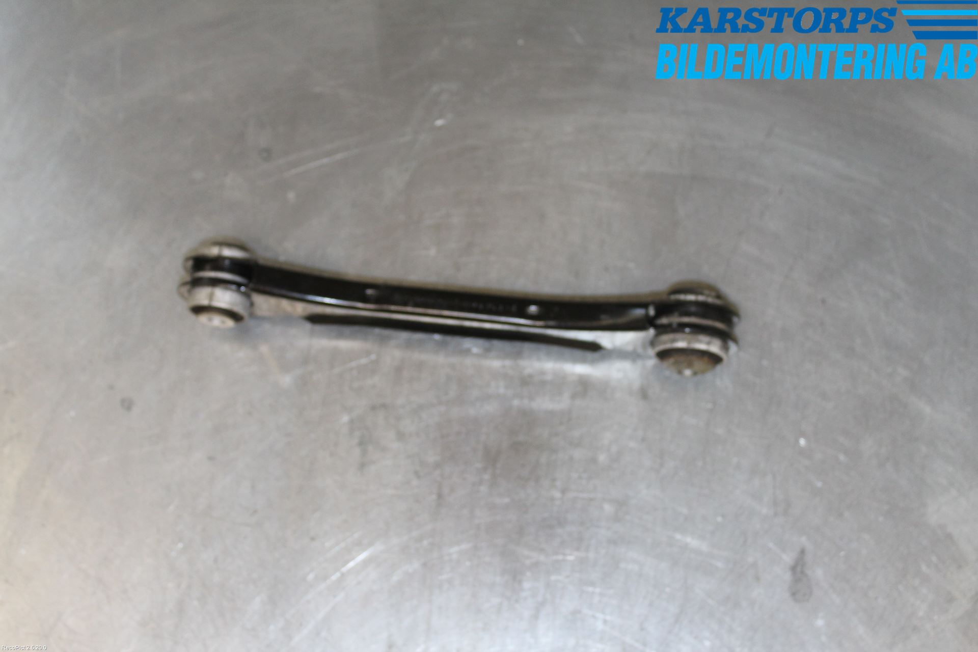 BMW 3 F30/F31/F80 12-19 Bærearm Bak Høyre Øvre