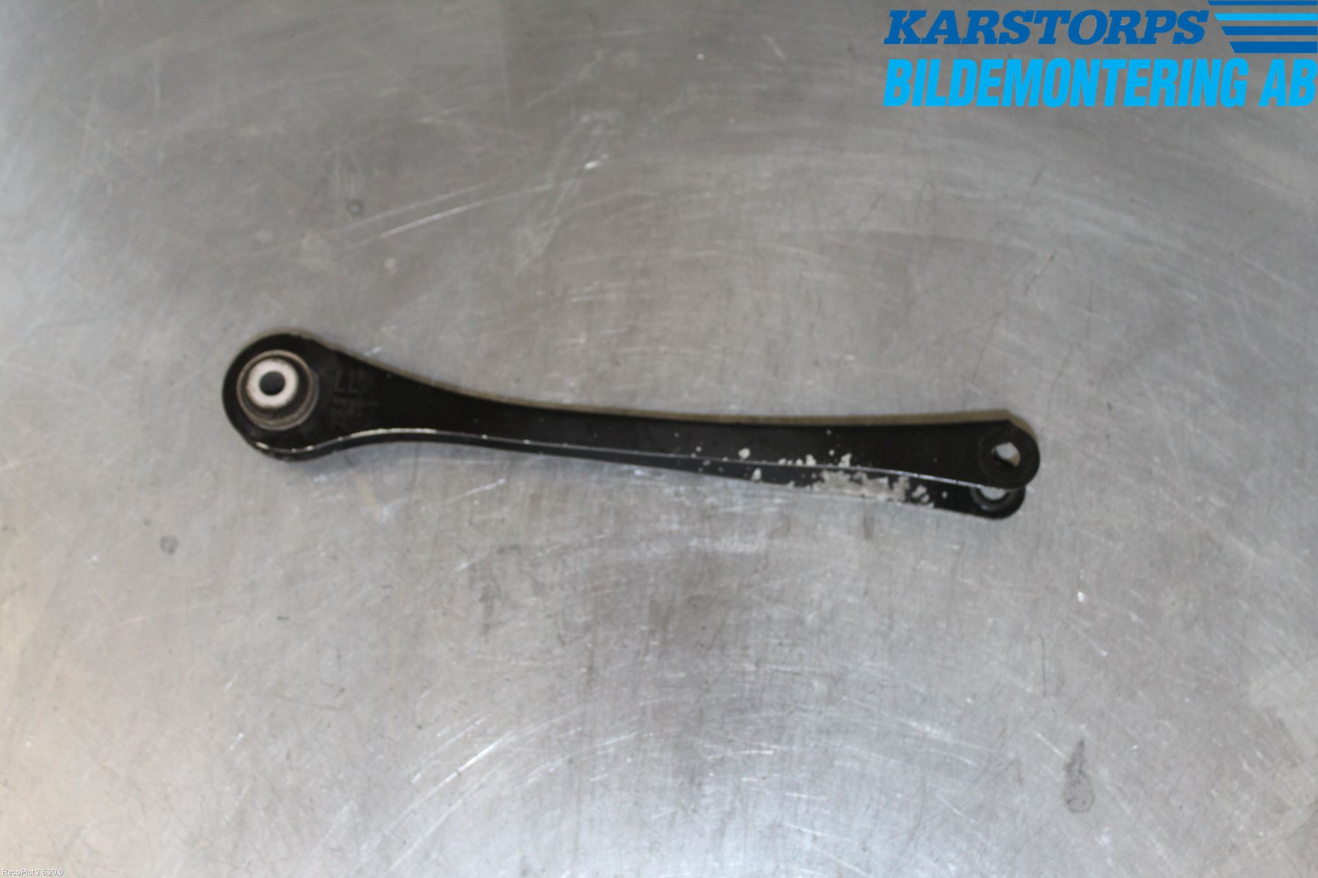 BMW 3 F30/F31/F80 12-19 Bakaksel Momentstag
