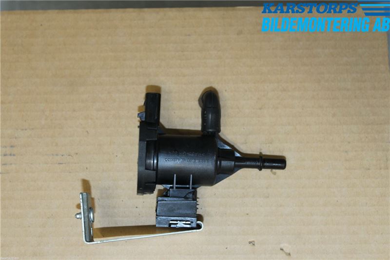 Mercedes-Benz MB GLA-KLASS (X156) 13-20 Kolkanister Ventil