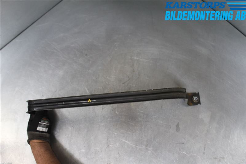 Mercedes-Benz MB GLA-KLASS (X156) 13-20 Drivstofftank Bånd-Feste