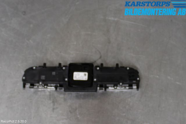 Mercedes-Benz MB E-KLASS (W213) 16-23 Bryter Multifunksjon