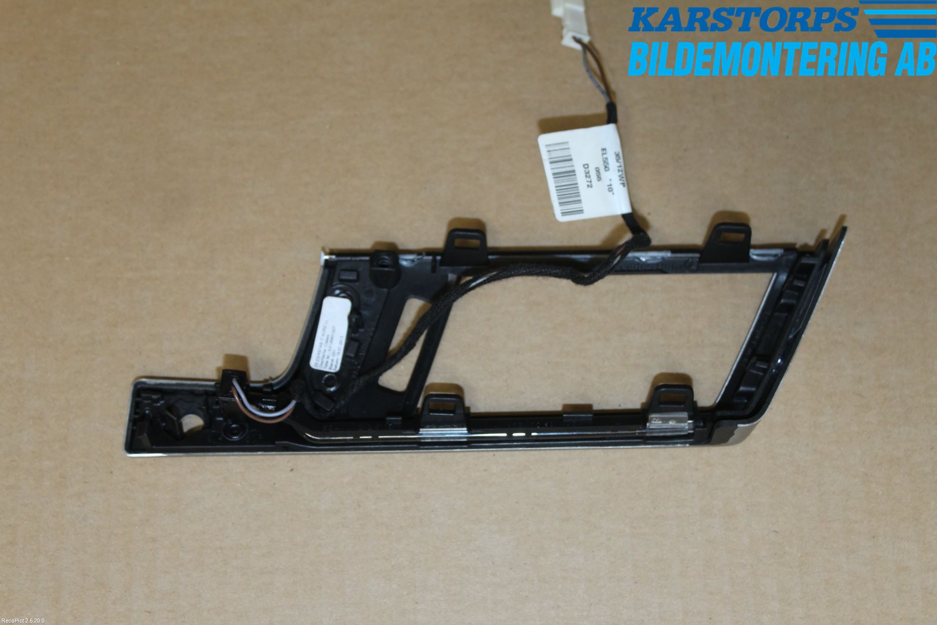 Mercedes-Benz MB E-KLASS (W212) 09-16 Innr Dekor Instrbord