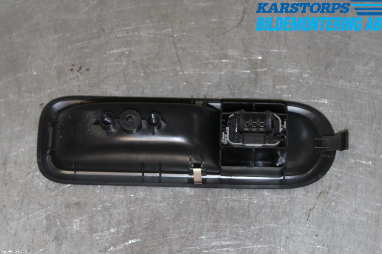 Renault CLIO III  09-12 Bryter Vindusheis