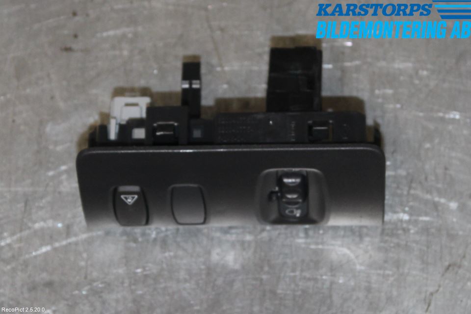 Renault CLIO III  09-12 Frontlykt Lysspredderreg