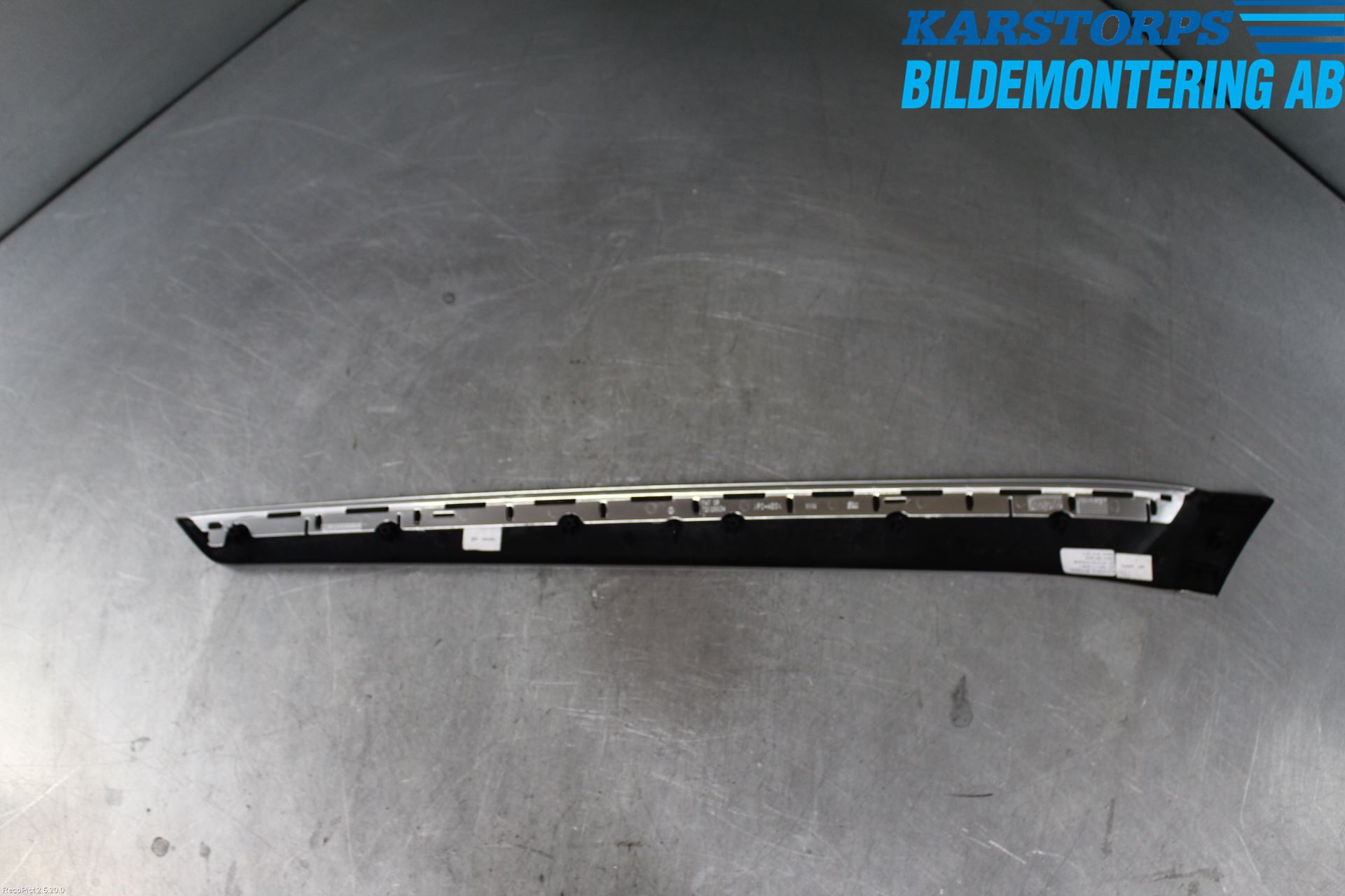 Mercedes-Benz MB E-KLASS (W212) 09-16 Dørtrekk Innlegg Høyre