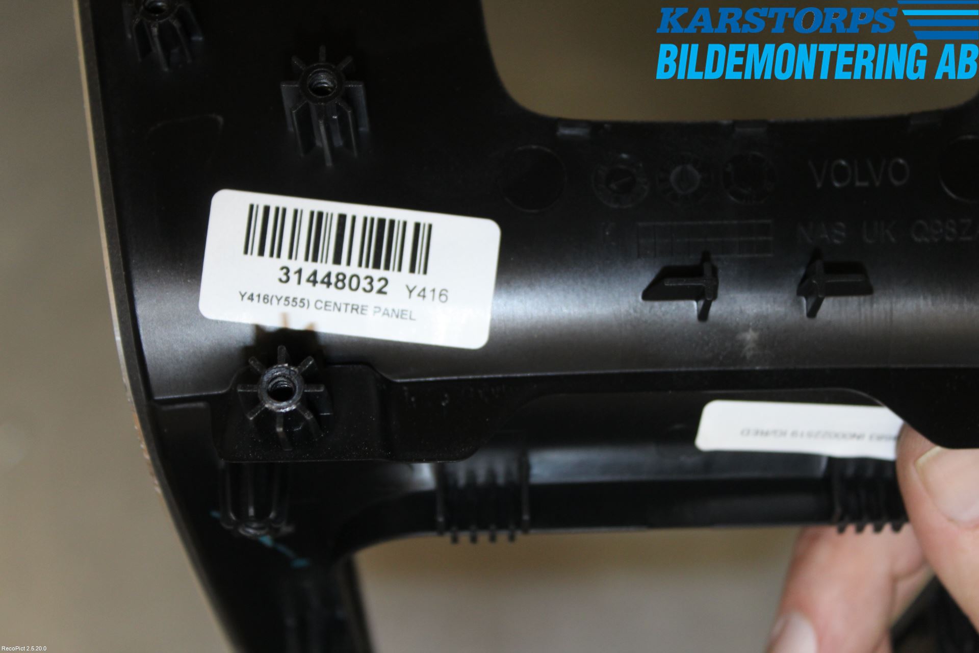 Volvo V40 12-19 Instrumentkonsoll Midt