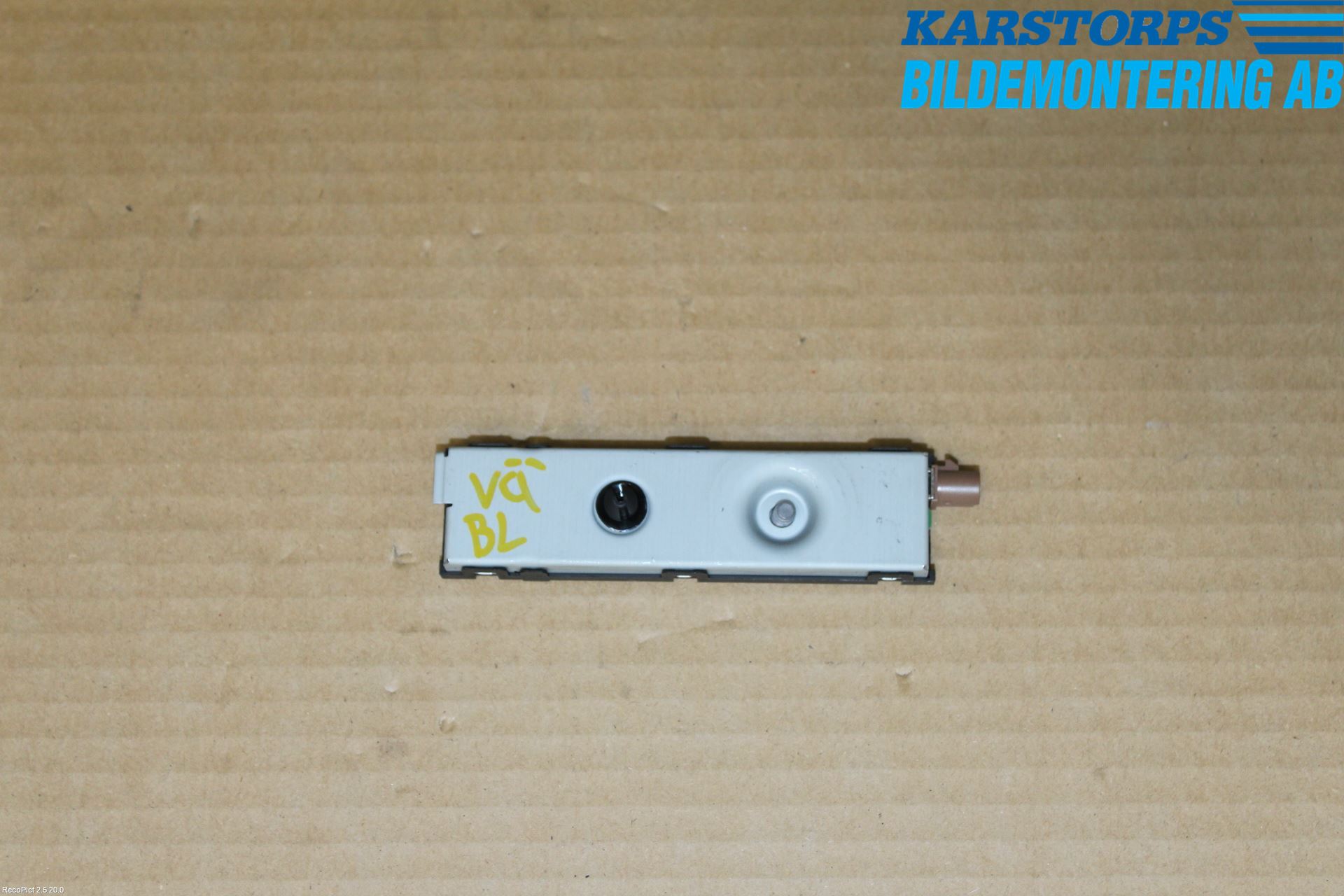 Mercedes-Benz MB E-KLASS (W213) 16-23 Stereo Antenneforsterker
