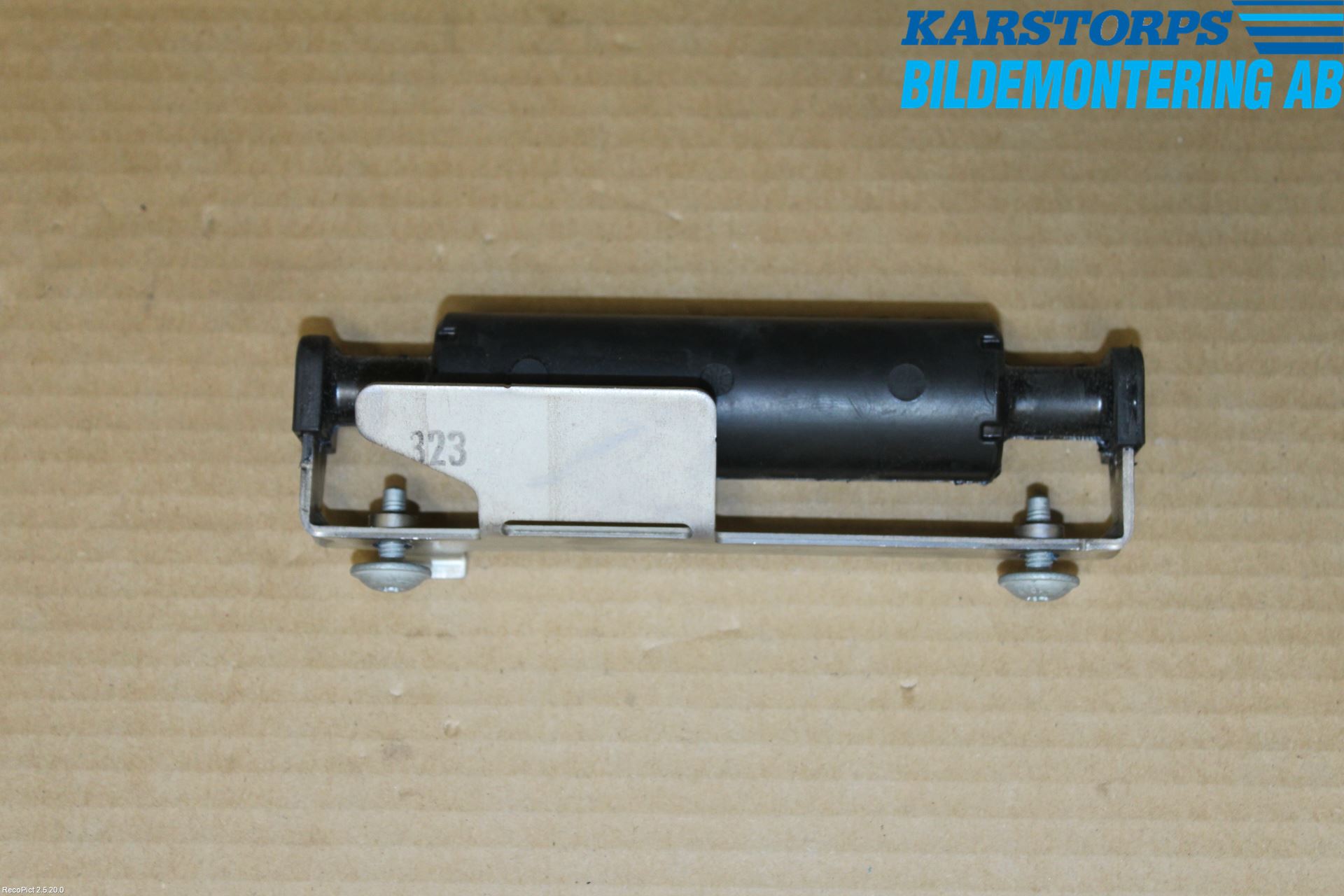 Mercedes-Benz MB E-KLASS (W213) 16-23 Vibrasjonsdemper