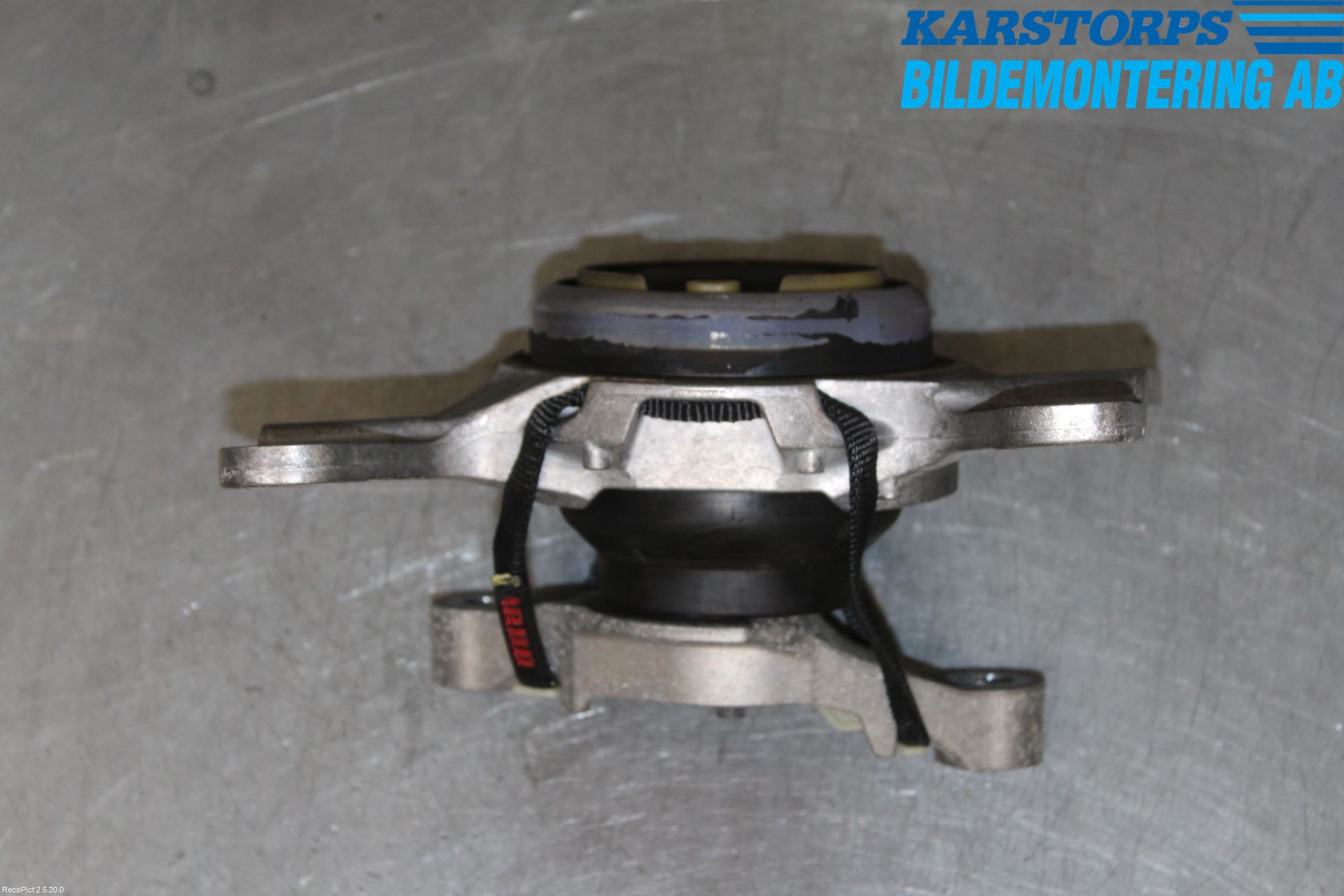 Volvo V40 12-19 Motor Feste Gummi