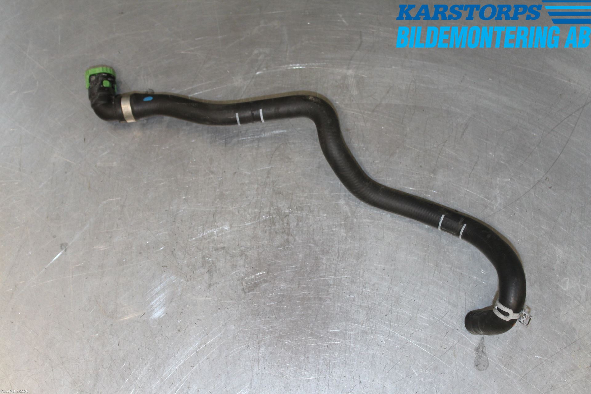 Volvo V40 12-19 Radiator Slange