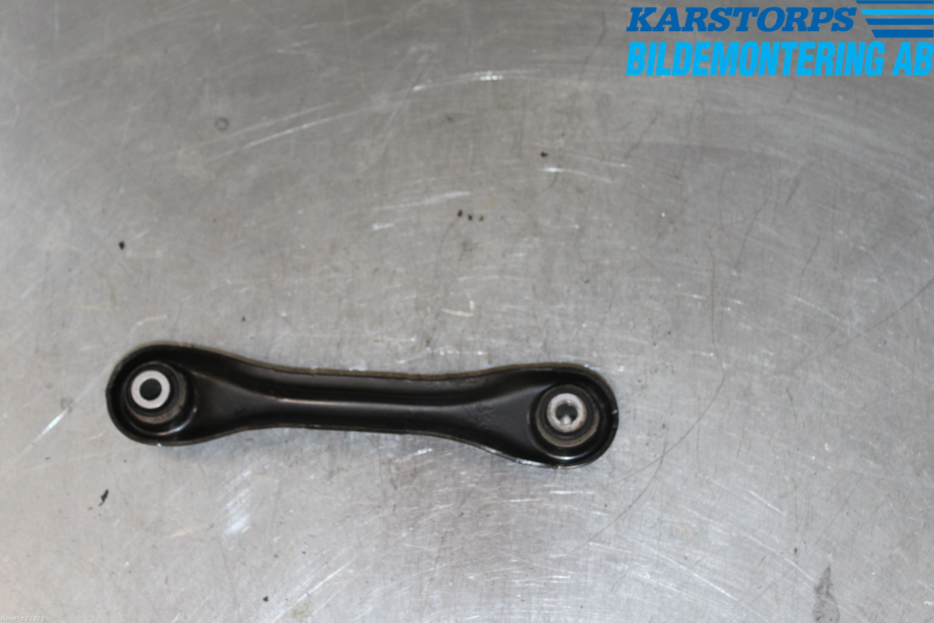 Volvo V40 12-19 Bakaksel Momentstag