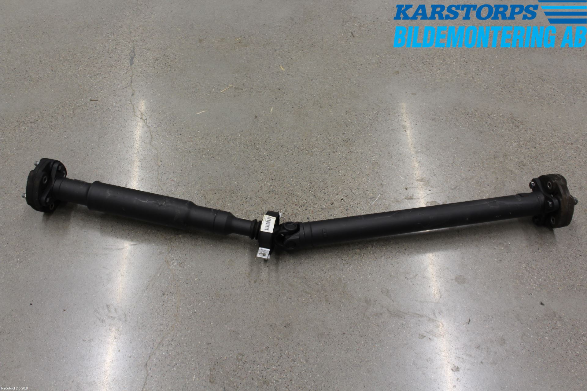 BMW 5 F10/F11/F18 09-17 Mellomaksel Kompl