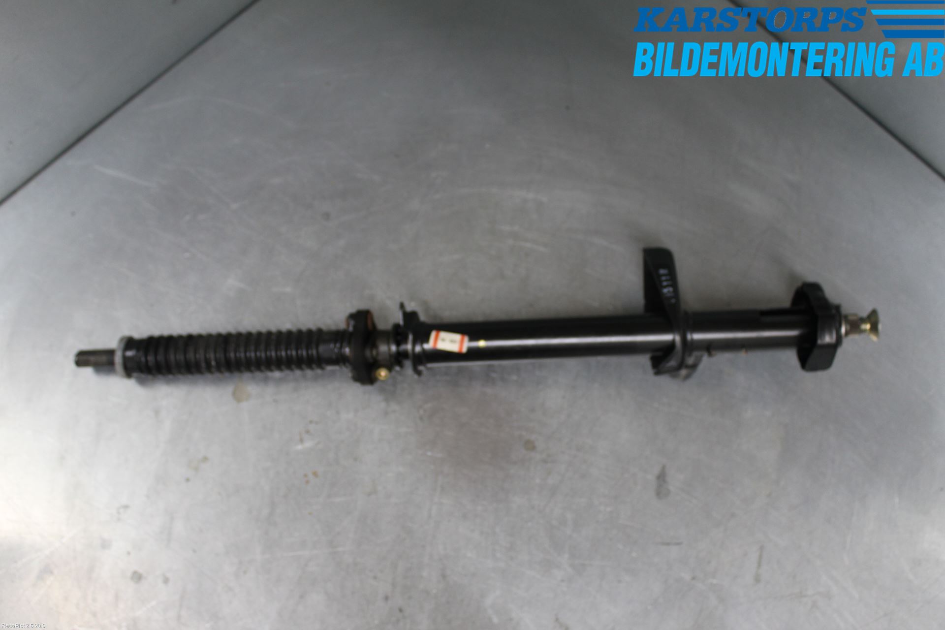 Mercedes-Benz MB 200-300  (W123) 76-86 Rattakselaggregat