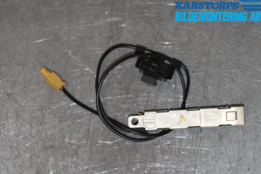 Volkswagen VW GOLF V 04-09 Stereo Antenneforsterker