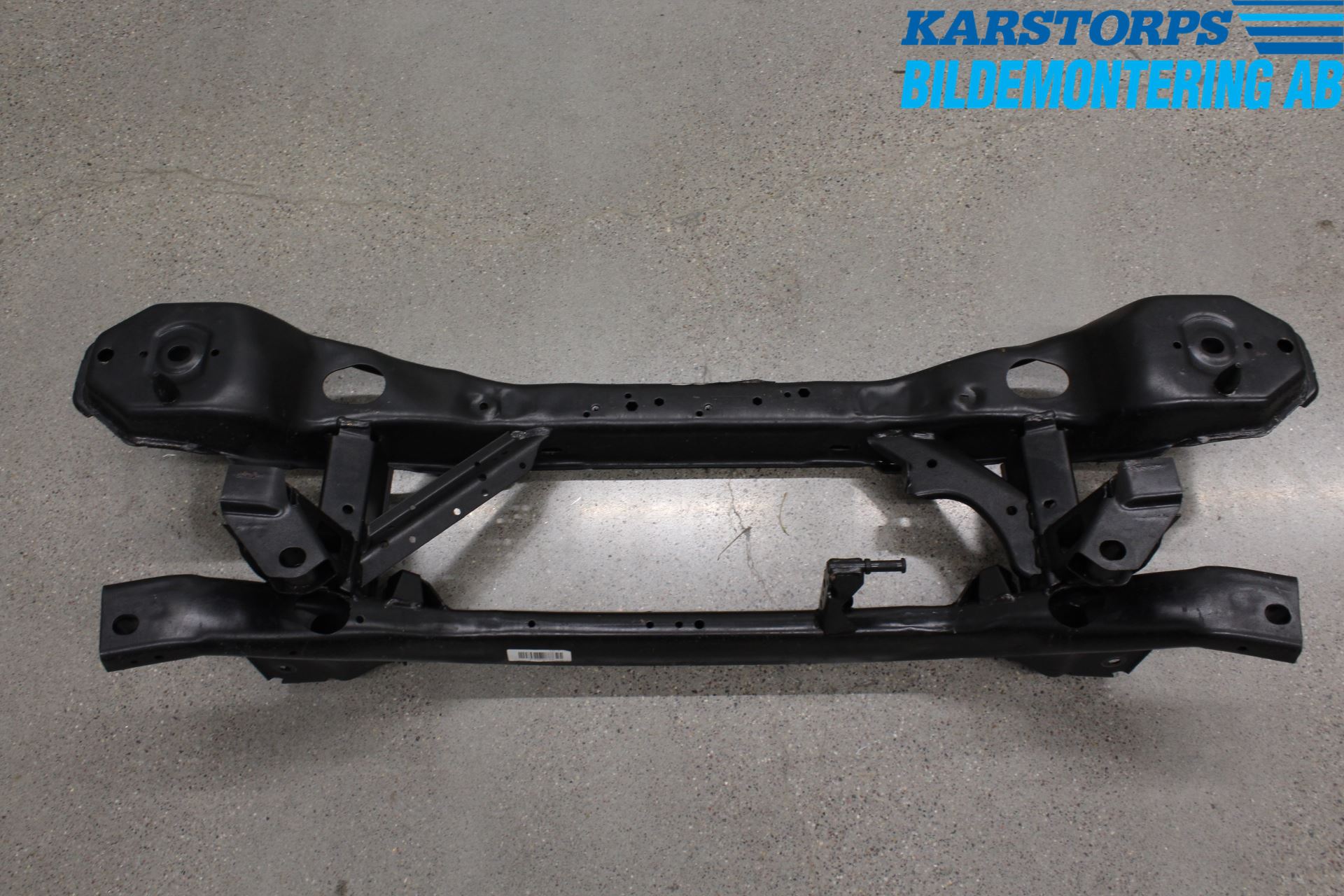 Volvo V40 12-19 Bakaksel Feste Travers-Ramme