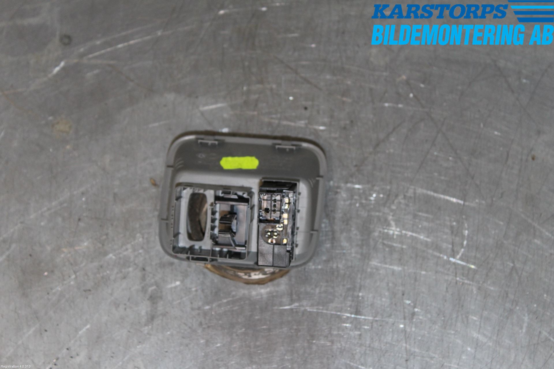 Renault TRAFIC   02-14 Frontlykt Lysspredderreg
