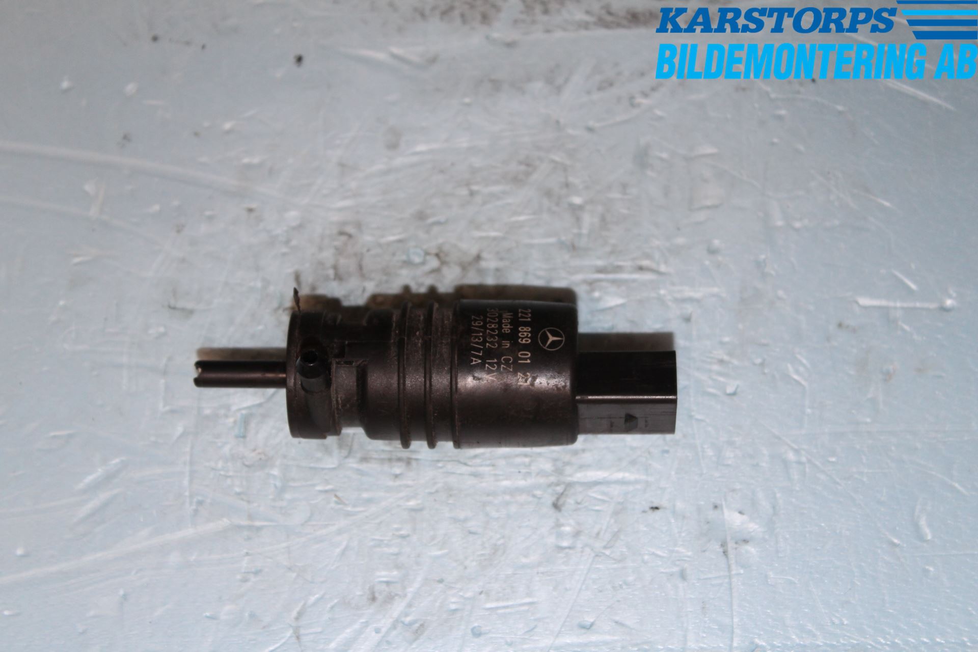 Mercedes-Benz MB E-KLASS (W212) 09-16 Spylerpumpe Frontrute